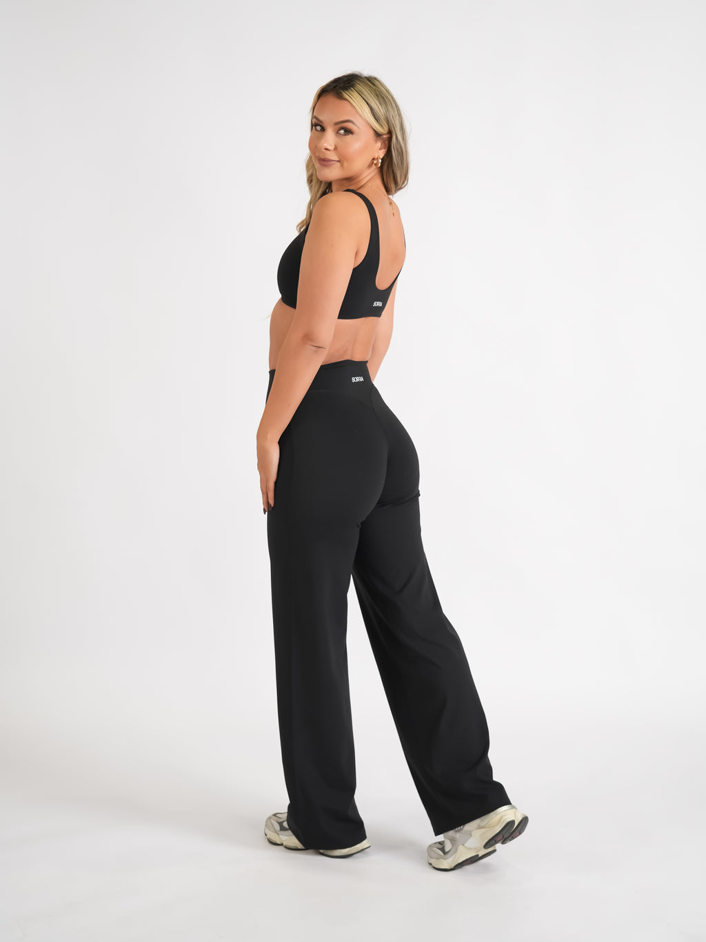 Classic Straight Leg Pants Classic Black STANDARD LENGTH