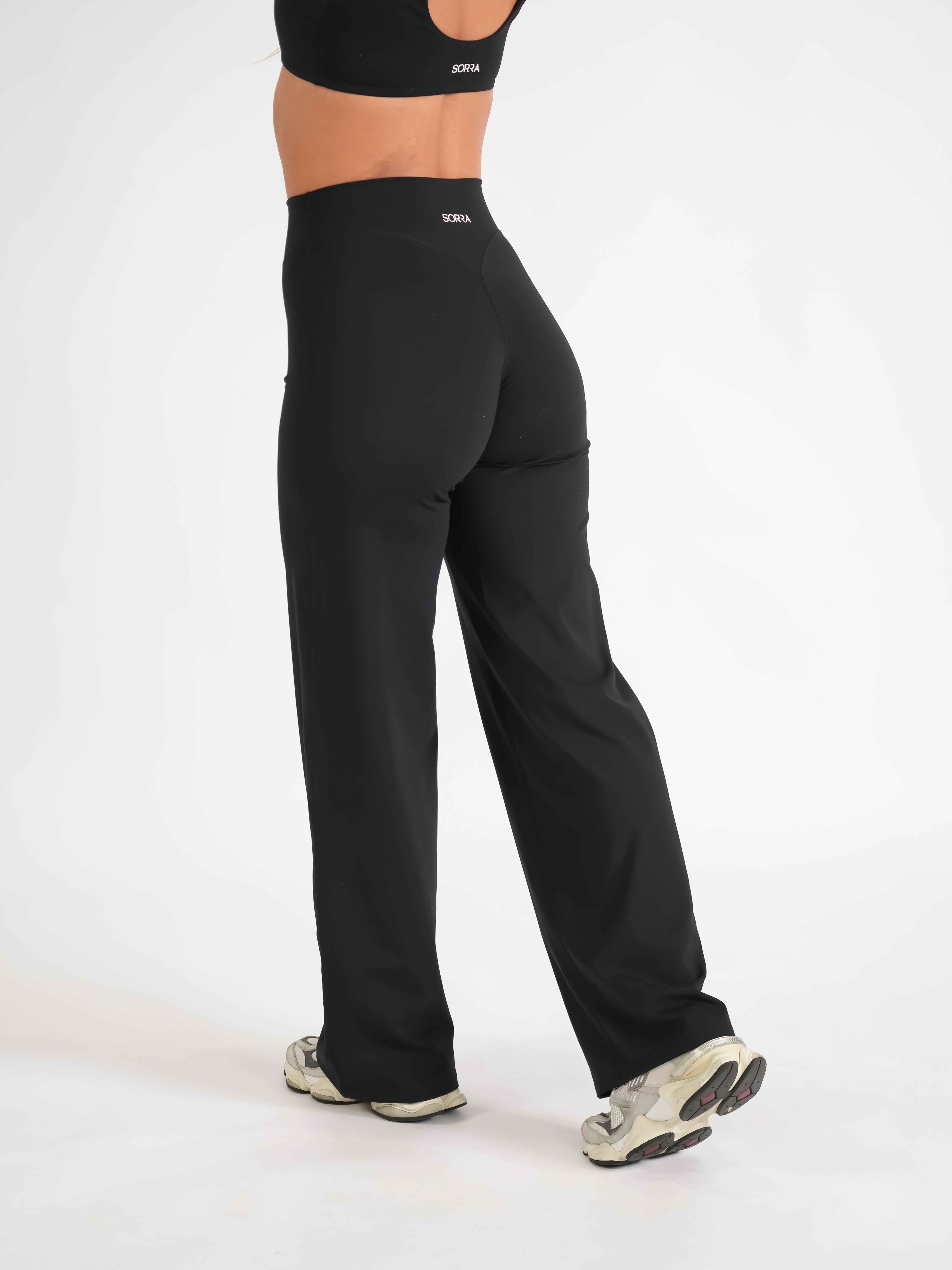 Classic Straight Leg Pants Classic Black STANDARD LENGTH
