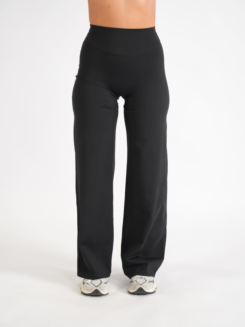 Classic Straight Leg Pants Classic Black STANDARD LENGTH