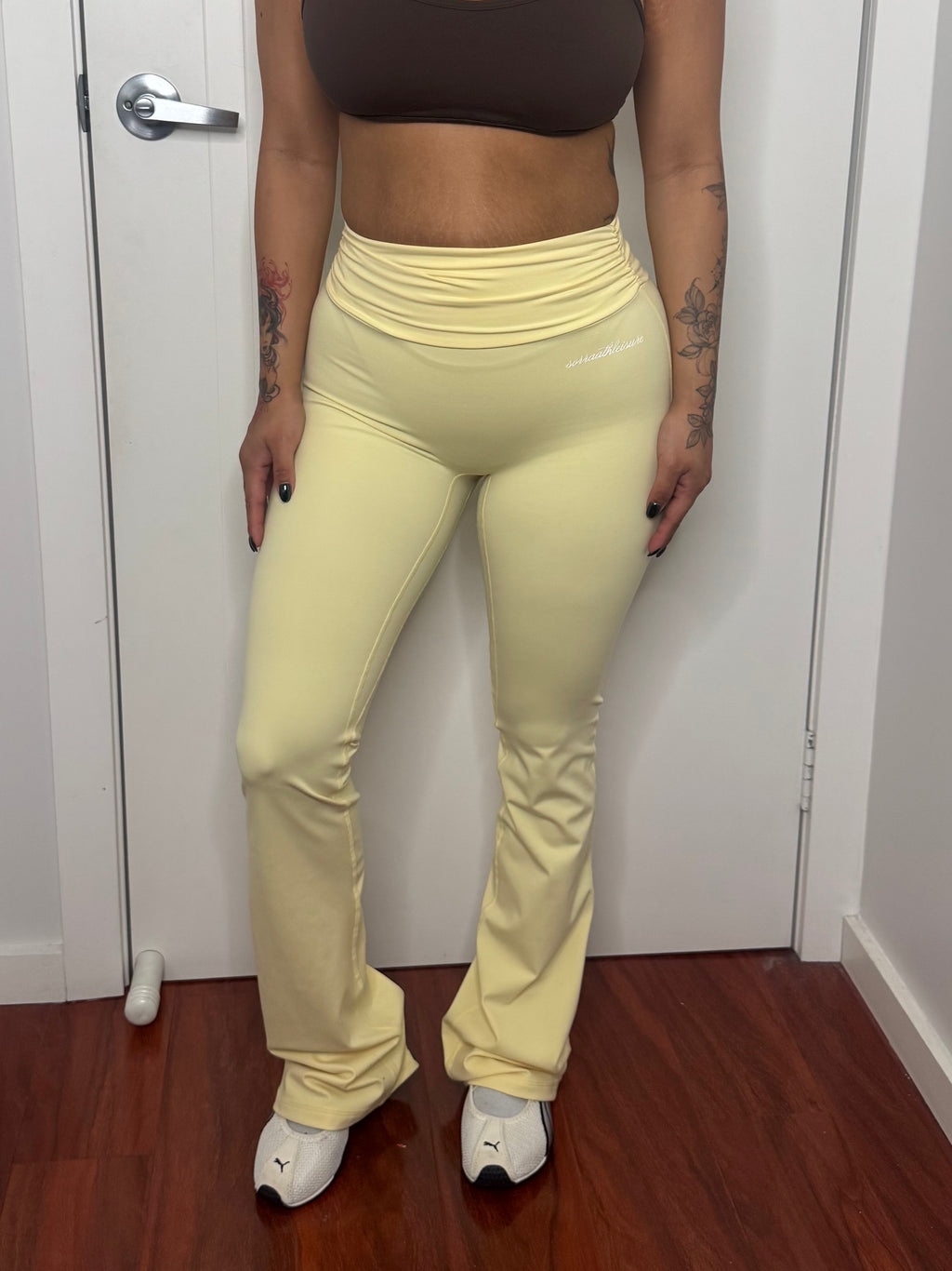 Sample Flares SIZE S