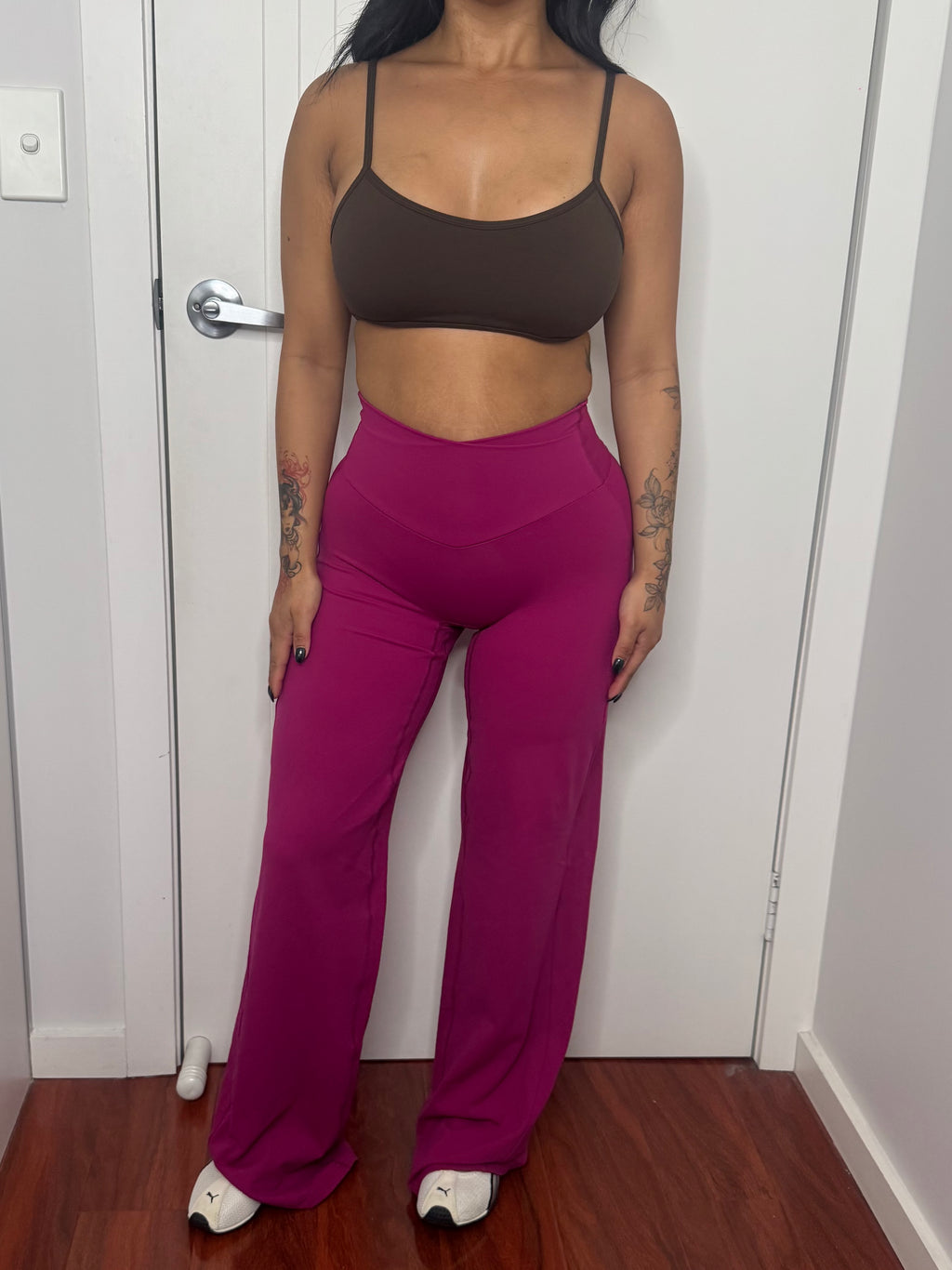 Sample Signature Straight Leg Pants SIZE S