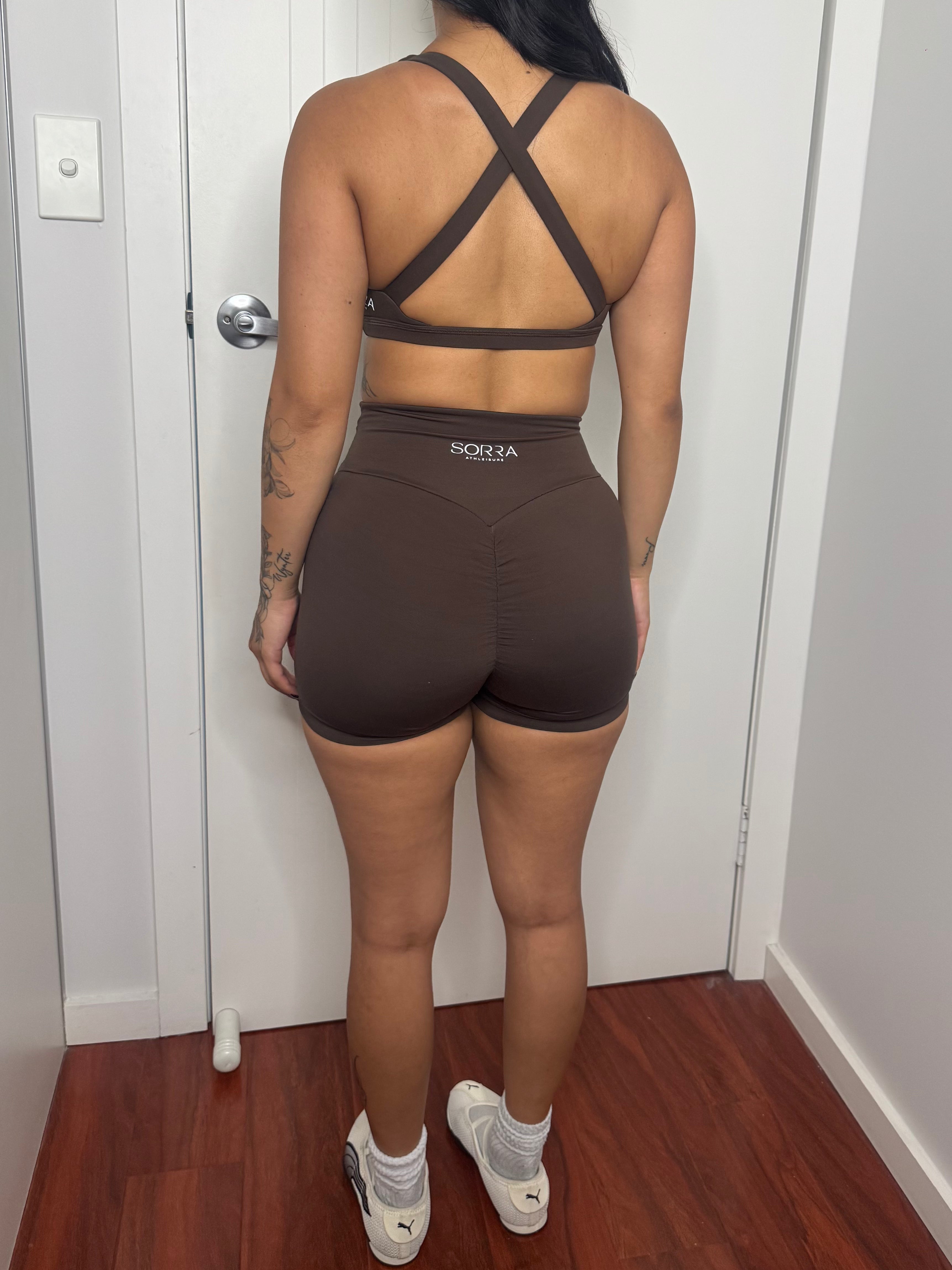 Sample Signature Hybrid Scrunch Shorts SIZE S