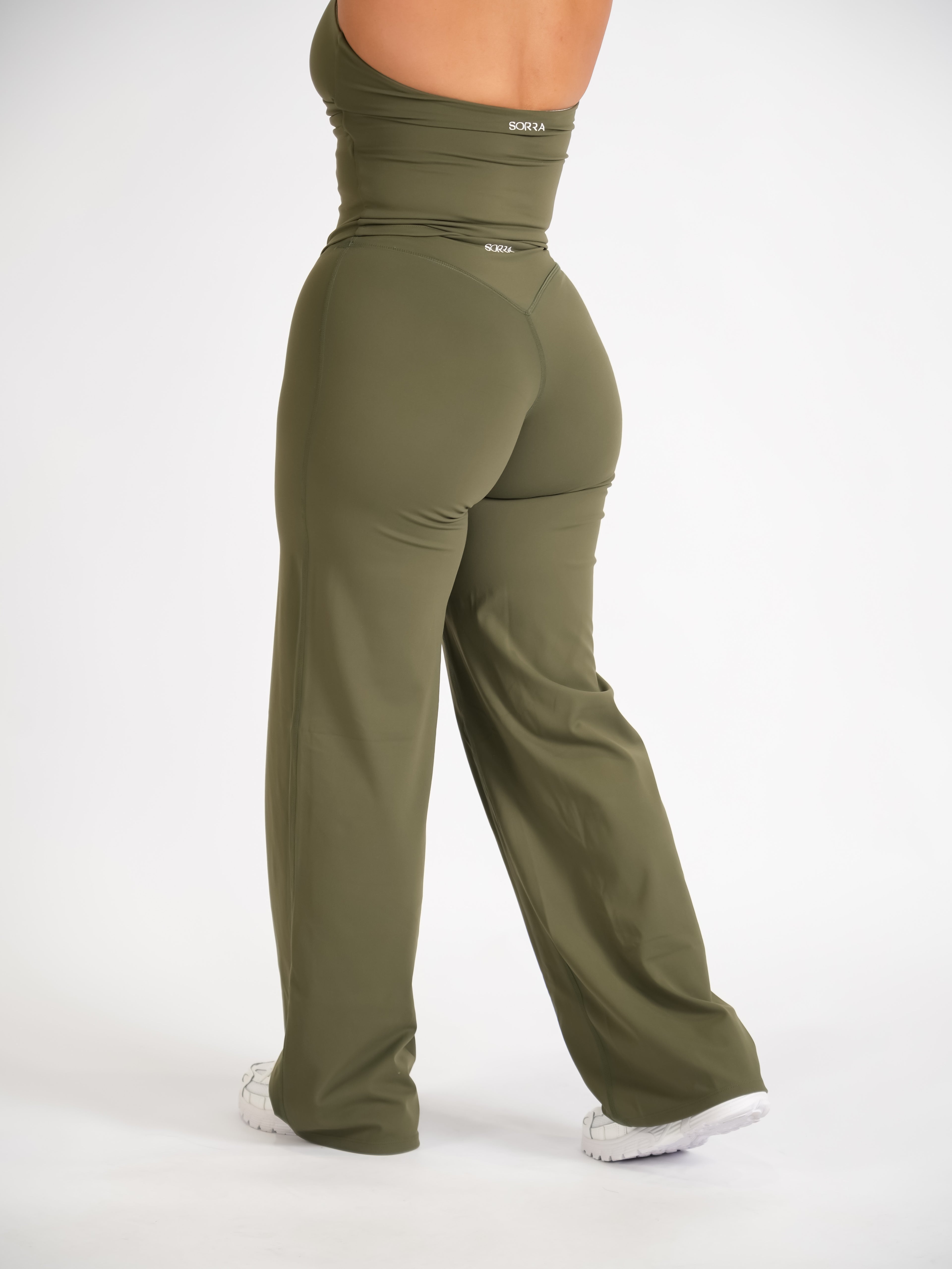 Classic Straight Leg Pants Olive Green STANDARD LENGTH