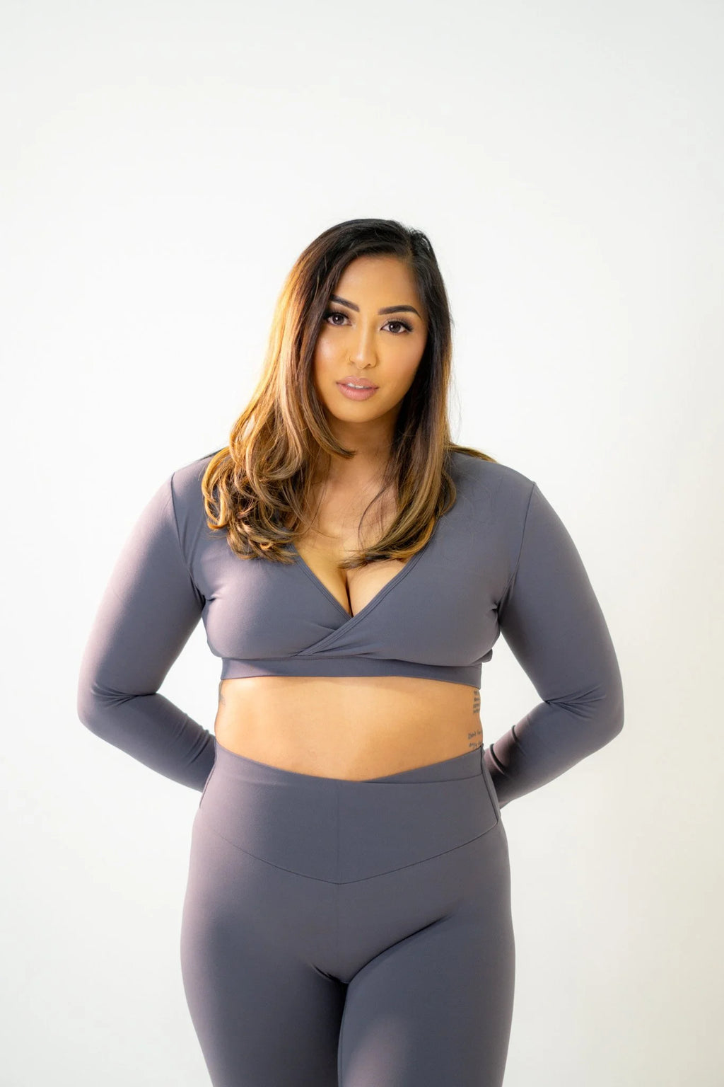 Kleo Long Sleeve Crop Phantom