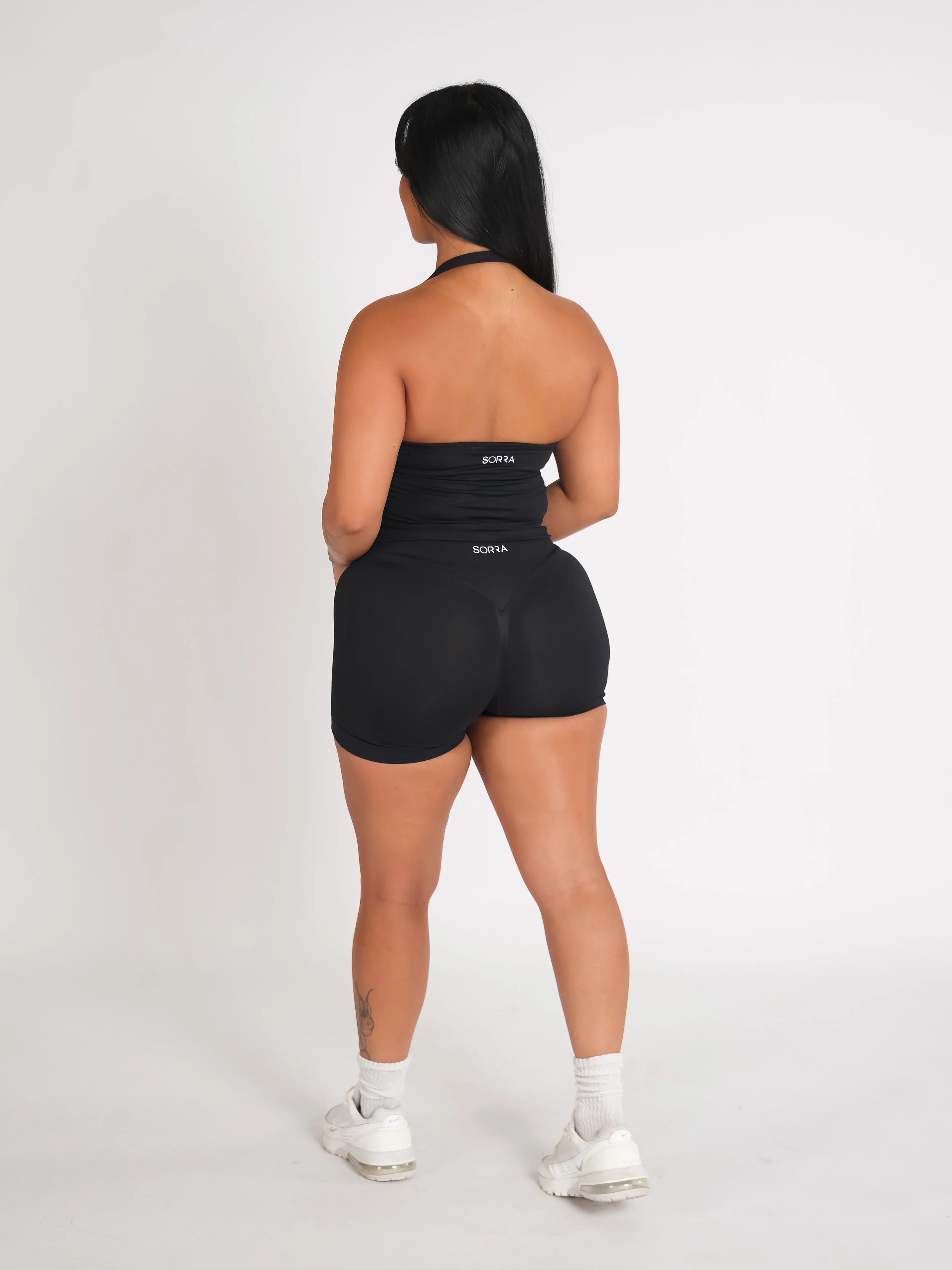 CurveContour Staple  Halter Tank Classic Black